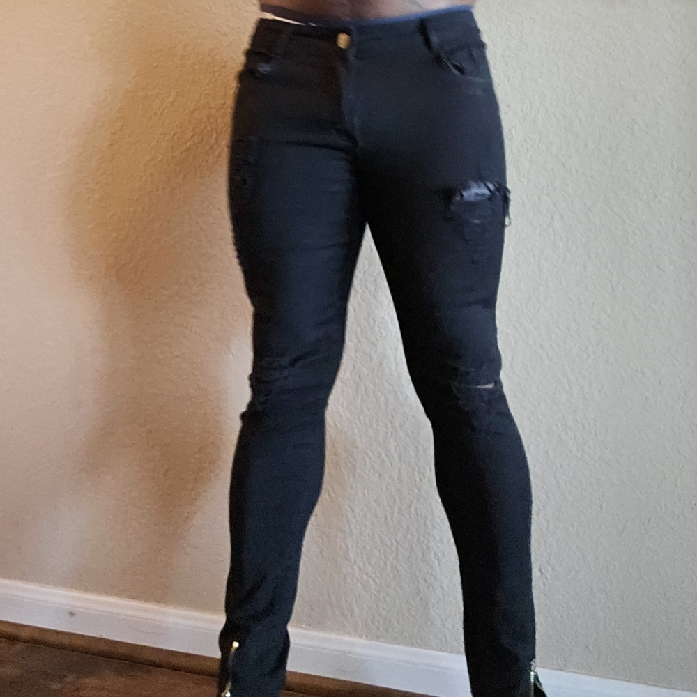 Black Mens Skinny Jeans with zip-hem
